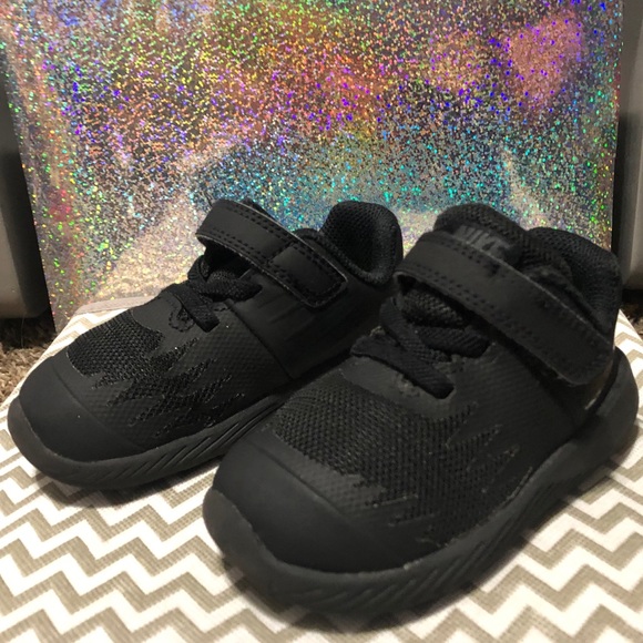Amazon com Black Sneakers Shoes Clothing Shoes Jewelry Amazon com Black Sneakers Shoes Clothing Shoes Jewelry